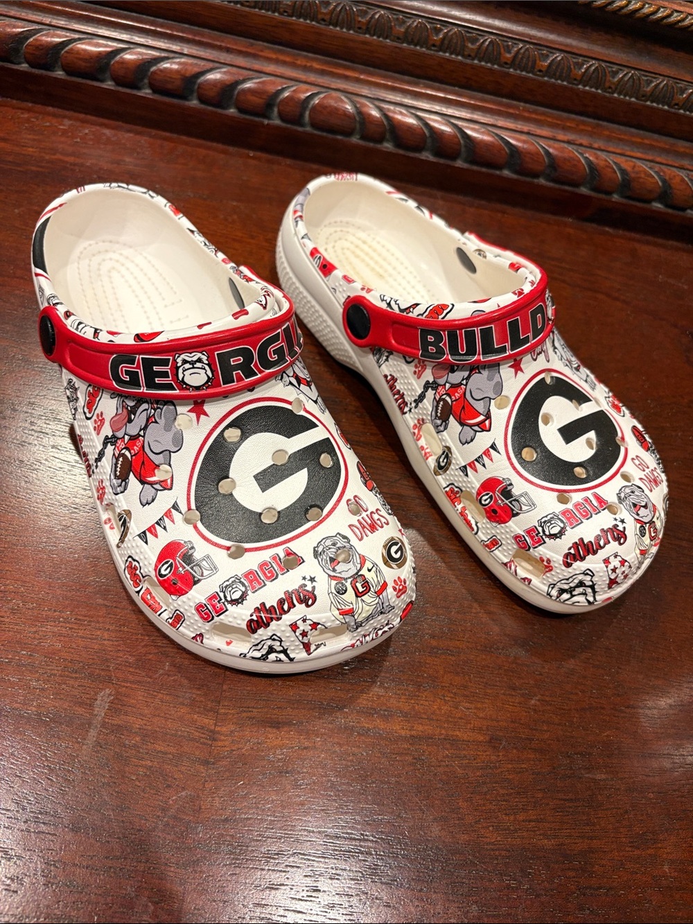 Georgia Bulldogs White & Red Clog Shoes